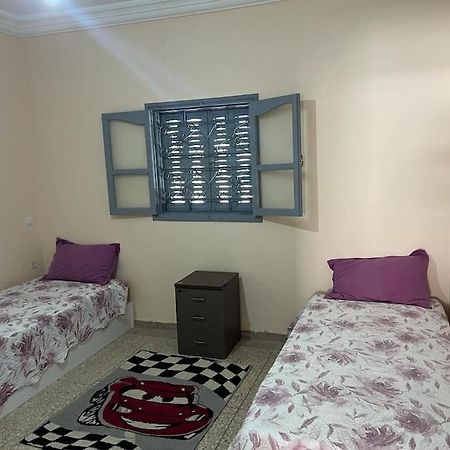 Beachside Bliss: Cozy Surf Villa Mirleft Ngoại thất bức ảnh